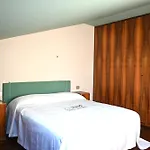 N244 - Trilocale Con Terrazzo A * Numana