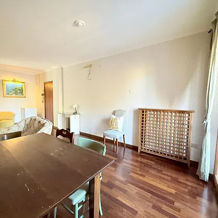 Διαμέρισμα Trilocale Con Terrazzo A *