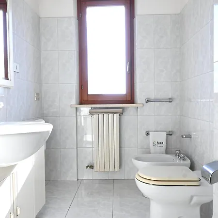 N244 - Trilocale Con Terrazzo A Apartamento Numana