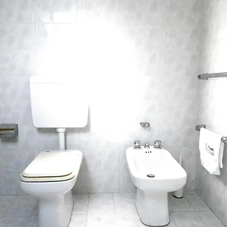 Trilocale Con Terrazzo A *