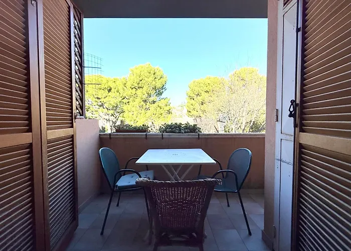 Apartment Trilocale Con Terrazzo A *