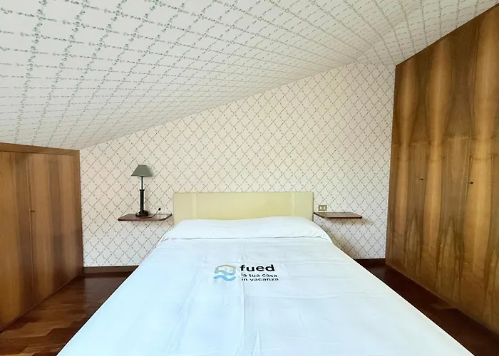 Appartement Trilocale Con Terrazzo A Numana